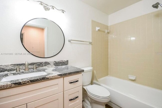 Building Photo - 1055 S Hiawassee Rd