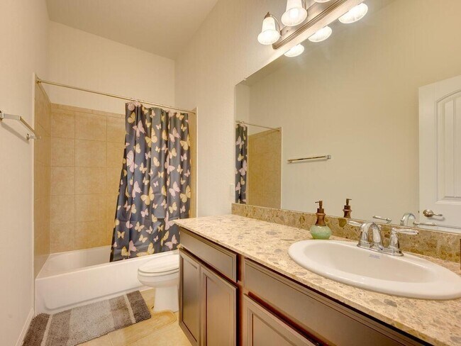 Building Photo - 4504 Tanglewood Estates Dr