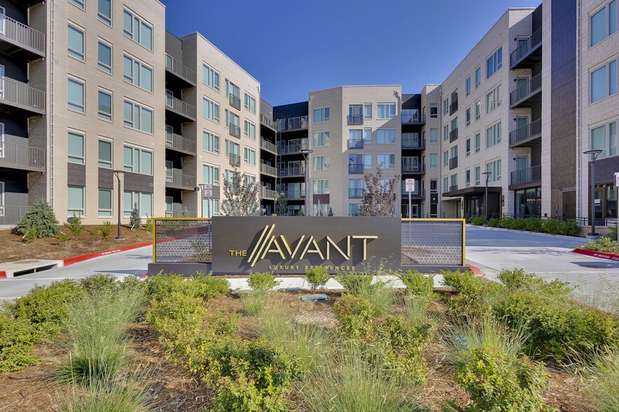 Building Photo - The Avant