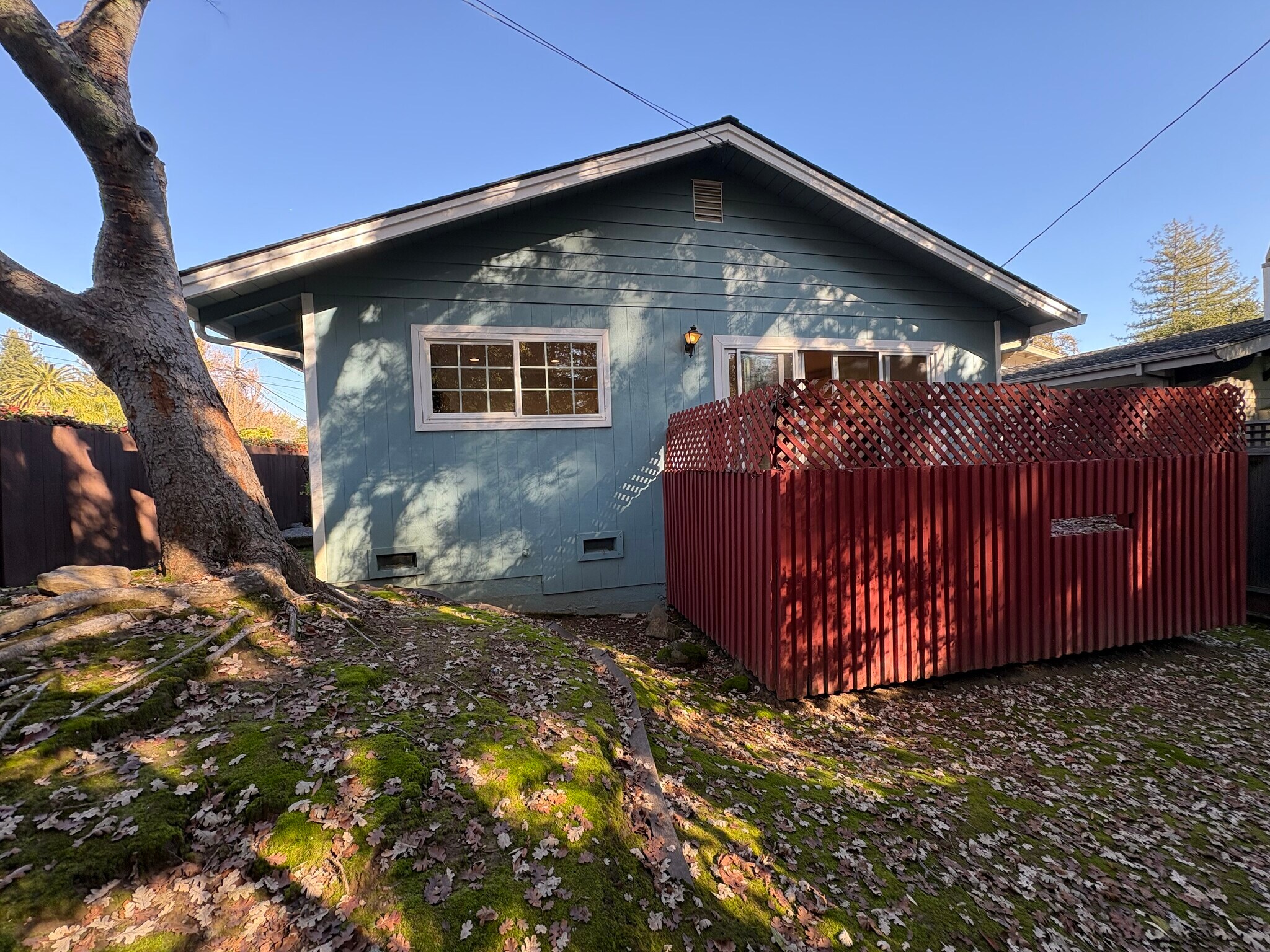 Building Photo - 14400 Springer Ave