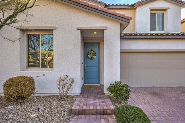 Building Photo - 3213 Molinos Dr