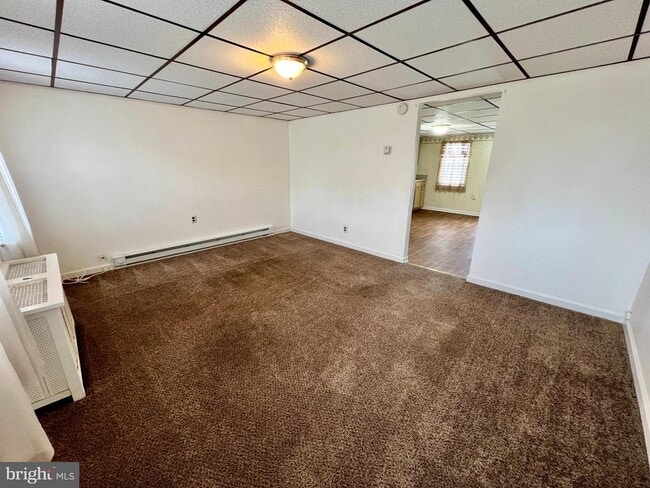 Building Photo - 137 E Summit St