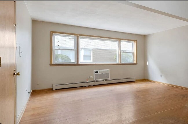 Building Photo - 314 Beach Ave