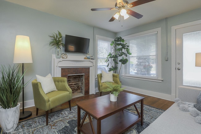 Building Photo - 3716 Warwick Blvd