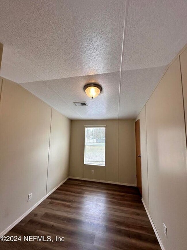 Building Photo - Welcome Home