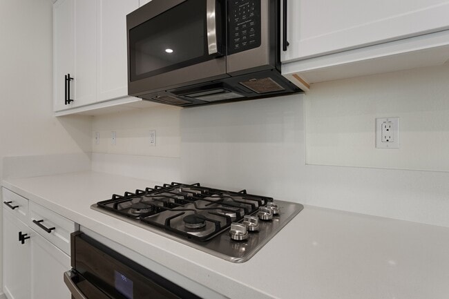 Building Photo - 839 Cranberry Way