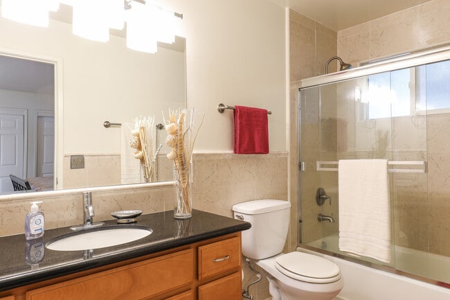 Building Photo - 2101 Rock St