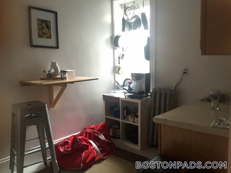 Building Photo - 1375 Commonwealth Ave