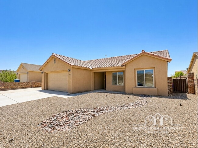 Building Photo - “Charming 3-Bedroom, 2-Bathroom Home in Villa Chaparral”
