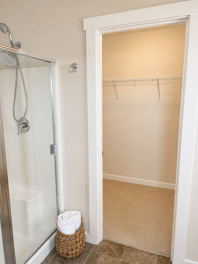 Building Photo - 3bd/2ba Lynnwood Townhome