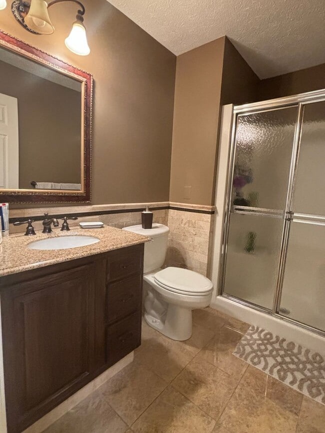 Building Photo - 4 Bed - 5 Bath with In-law Suite - Solon