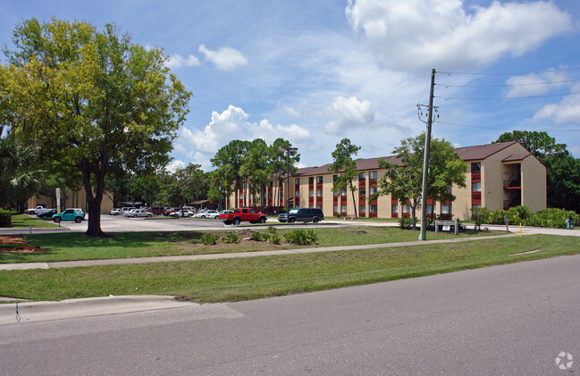 Primary Photo - Oceanside Estate Apartments