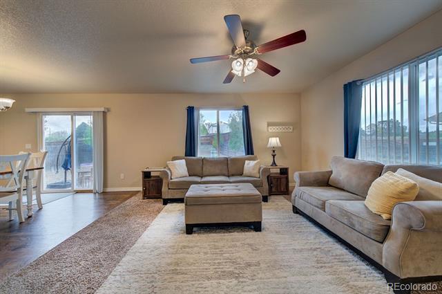 Building Photo - 8013 Pinfeather Dr