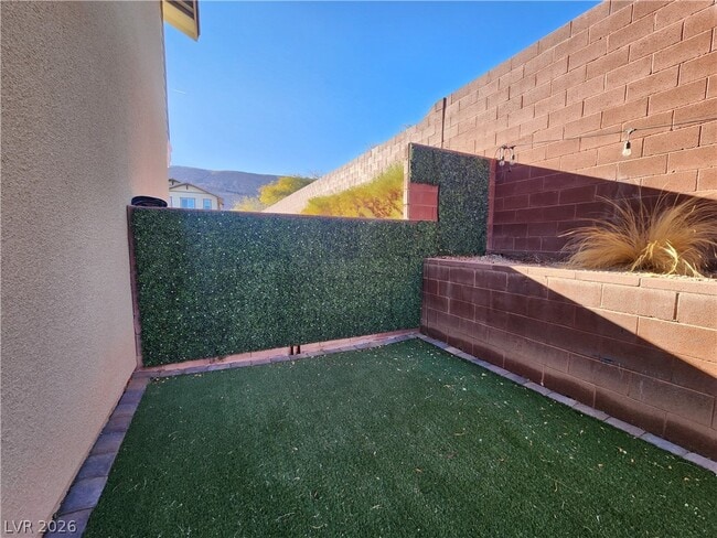 Building Photo - 5476 Sentinel Point Ct