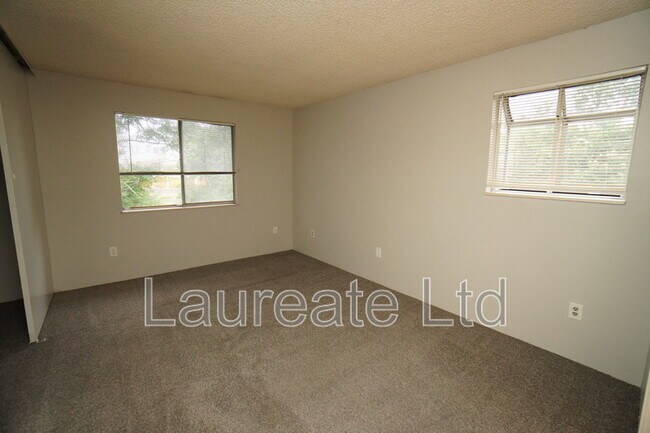 Building Photo - 4400 S Quebec St