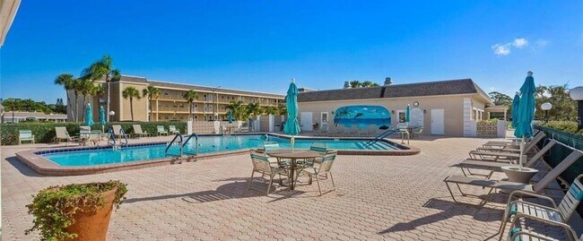 Building Photo - 143 Boca Ciega Point Blvd N