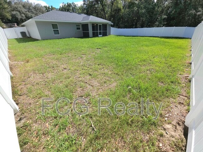 Building Photo - 9058 N Bee Way