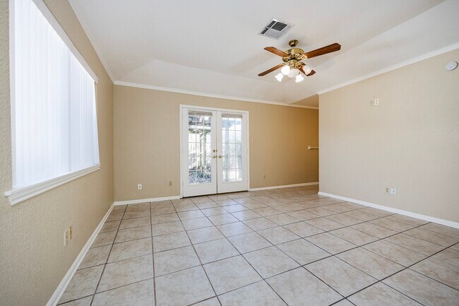 Building Photo - 7315 Foxside Ln