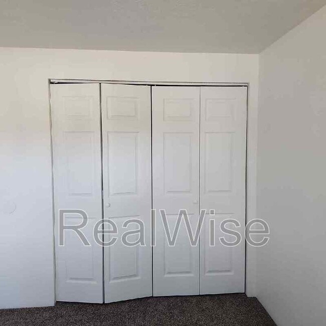 Building Photo - 104 Mercy Hills Dr