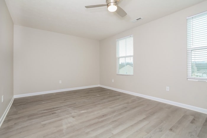 Building Photo - 5868 Anne Marie Dr