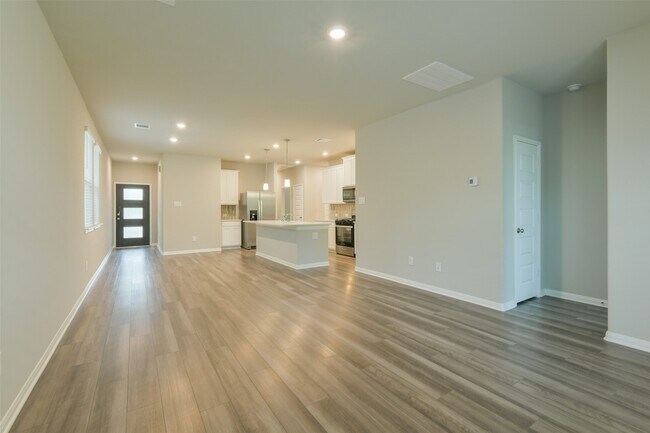 Building Photo - 17418 Rosette Grass Dr