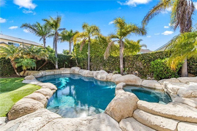 Building Photo - 16293 Wayfarer Ln