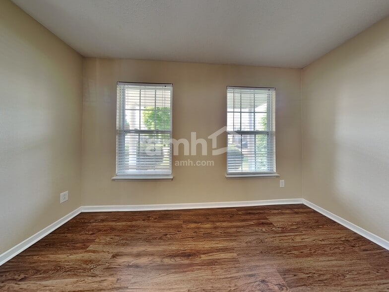 Building Photo - 12655 Endurance Dr