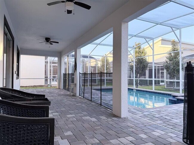 Building Photo - 691 Sticks St