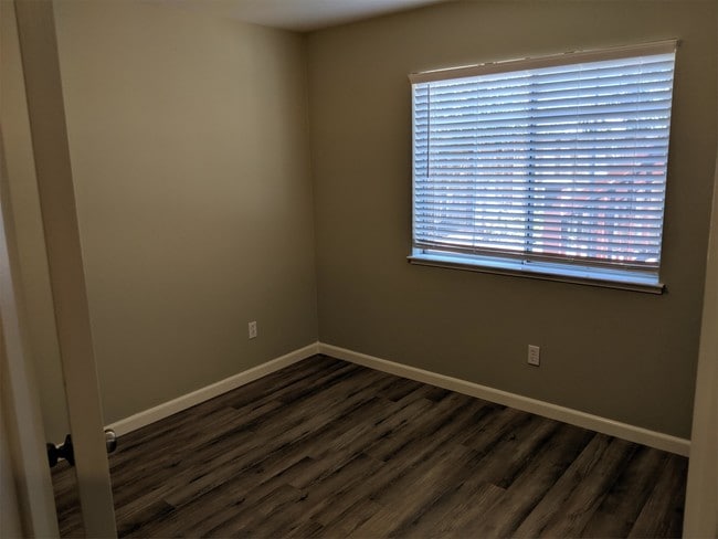Building Photo - 5443 Andromeda Cir