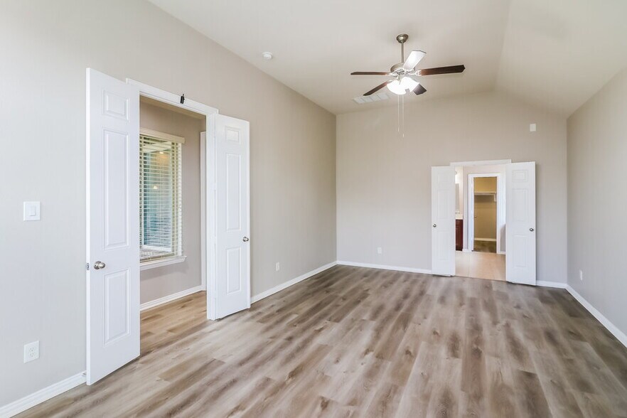 Building Photo - 29023 Oldfield Ct