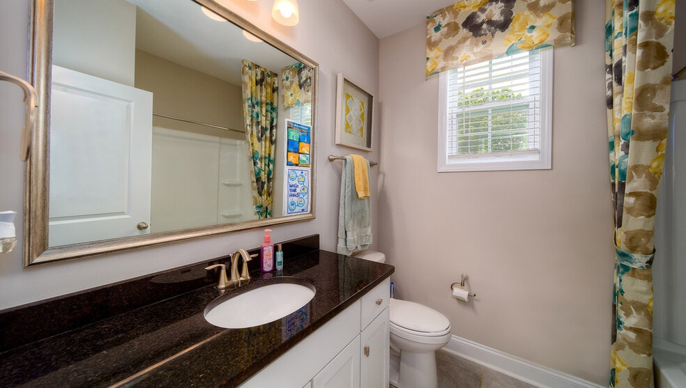 Building Photo - 6101 Treehouse Dr