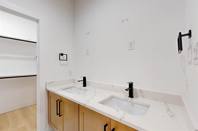 Building Photo - 4515 Wahoo St