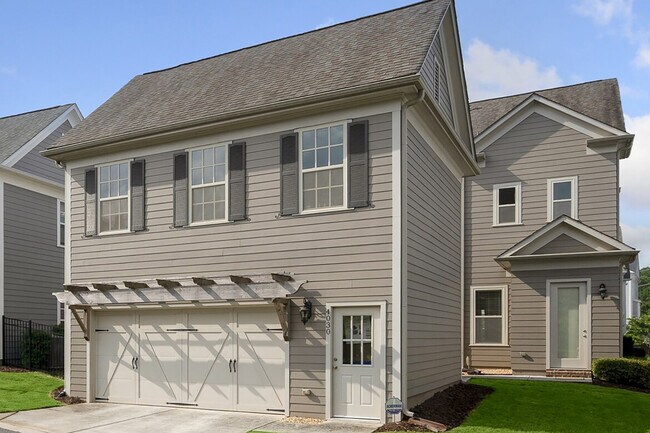 Building Photo - 4030 Declaration Dr