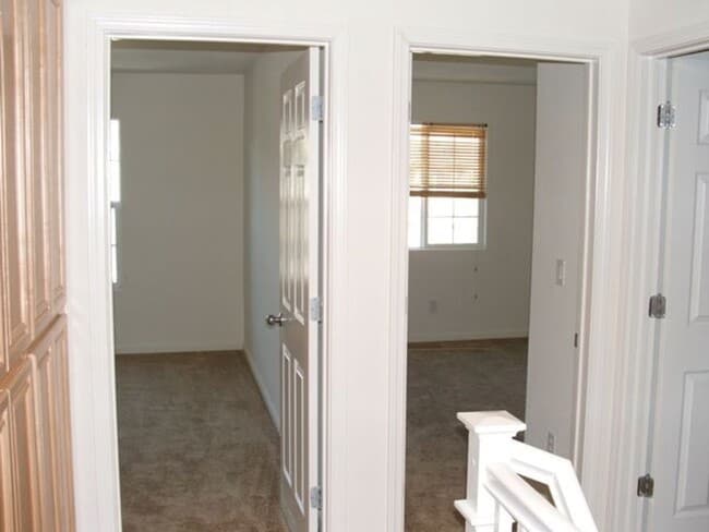 Building Photo - Great Coppergate End unit