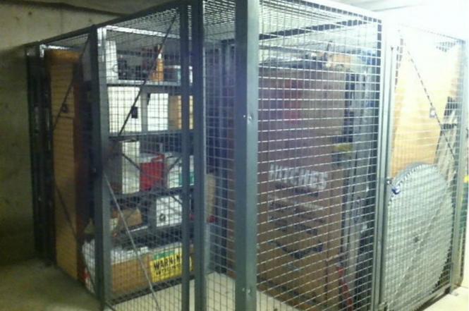 Personal storage - 400 Washington Ave