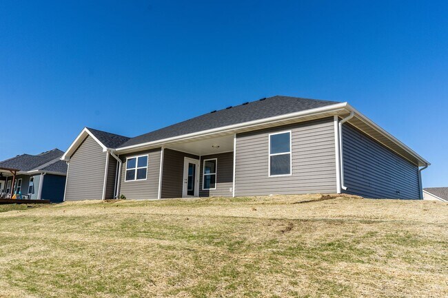 Building Photo - 4820 Valley Forge Cir