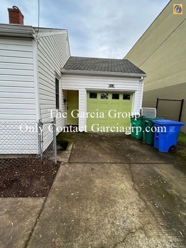 Building Photo - 6924 NE 7th Ave