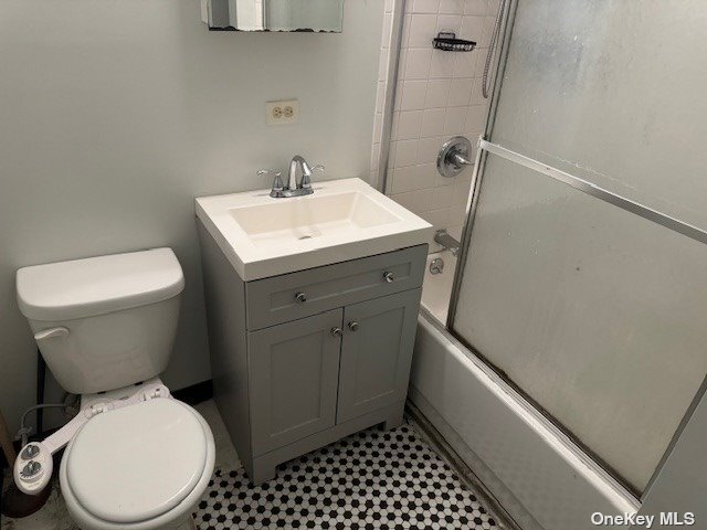 Building Photo - 31-31-31-88 88th St