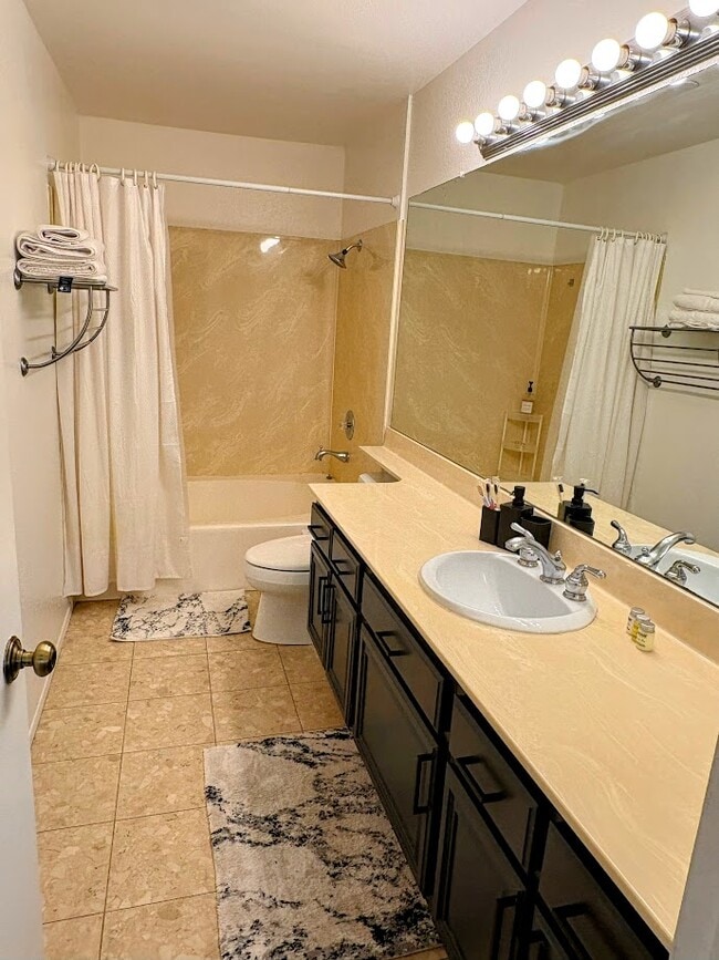 Building Photo - 850 State St