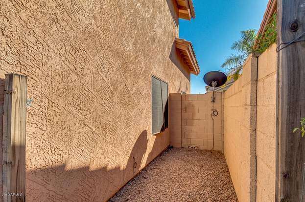 Building Photo - 4546 E Villa Theresa Dr