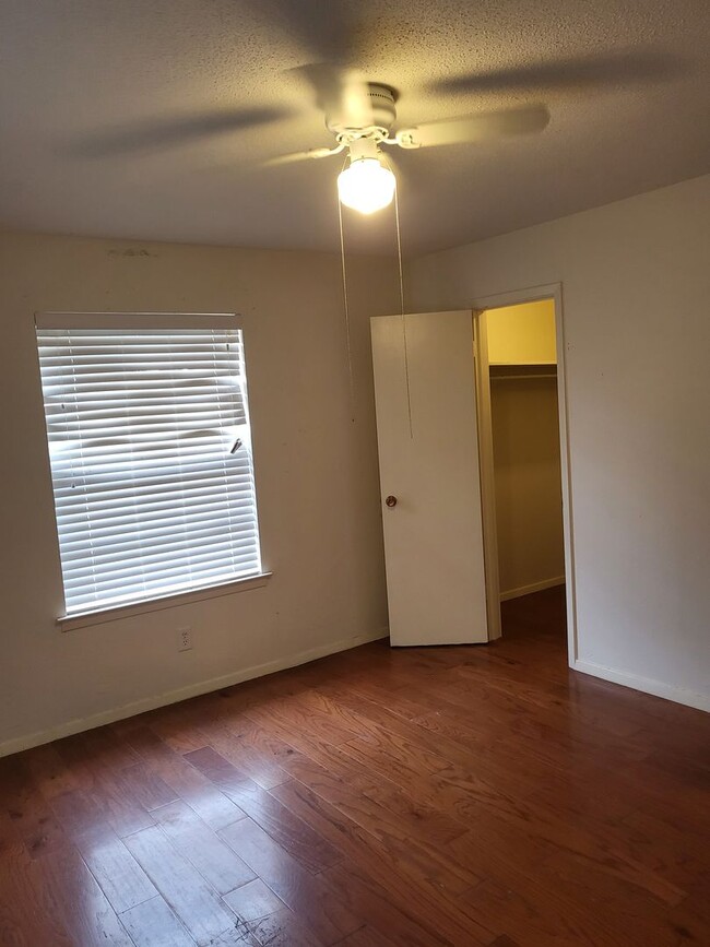 Building Photo - 1551 Pamela Ln