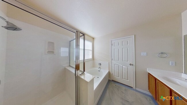 Building Photo - 111 Carol Ave