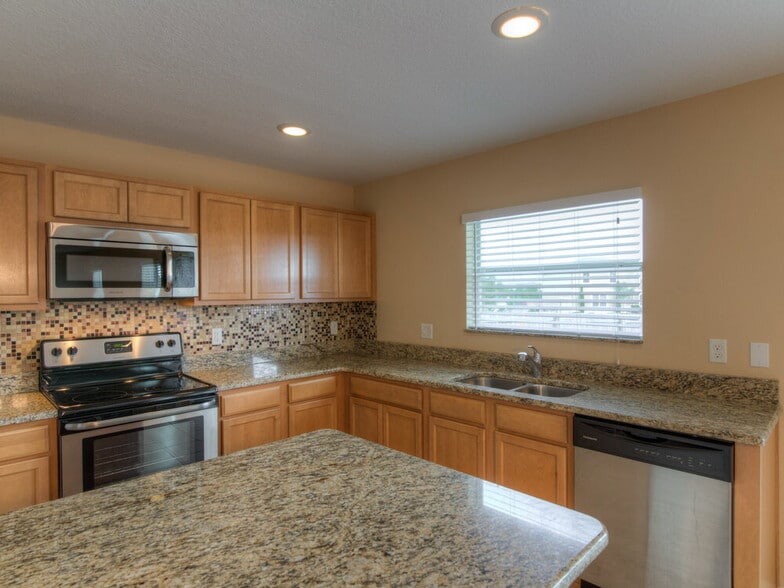 Building Photo - 2929 Breezy Meadow Rd