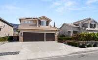 Building Photo - Beautiful 2 Story Home