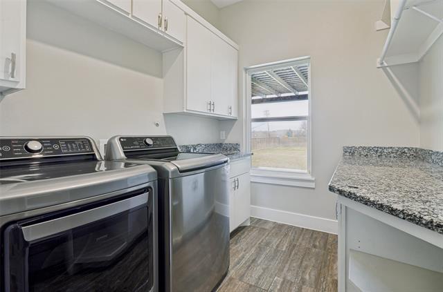 Building Photo - 105 Waldrum St