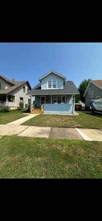 Building Photo - 7111 31st Ave