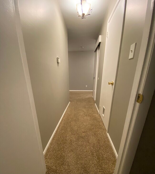 Building Photo - 803A Cypress Point Cir