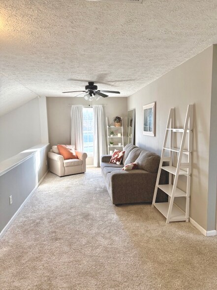 Building Photo - 1044 Rambling Brook Rd