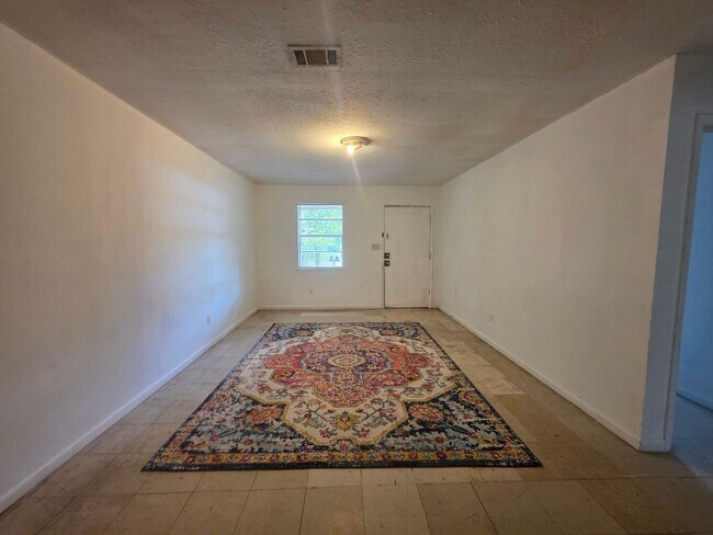 Building Photo - 6710 Gulley Ln