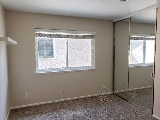 Building Photo - Westminster - Lovely 4 Bedroom 2.5 Bath House for Lease